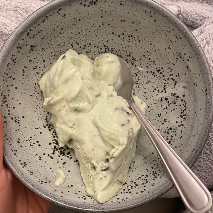 photo of Mylk Ice Cream  Mellow Mint Chip shared by @herbivorousimogen on  06 Jul 2021 - review