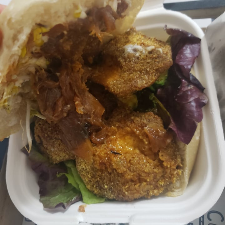 review photo of Estilo Veggie Hamburguesa Crispy Tofu shared by @jaazmiins on 04 Jun 2020 - review