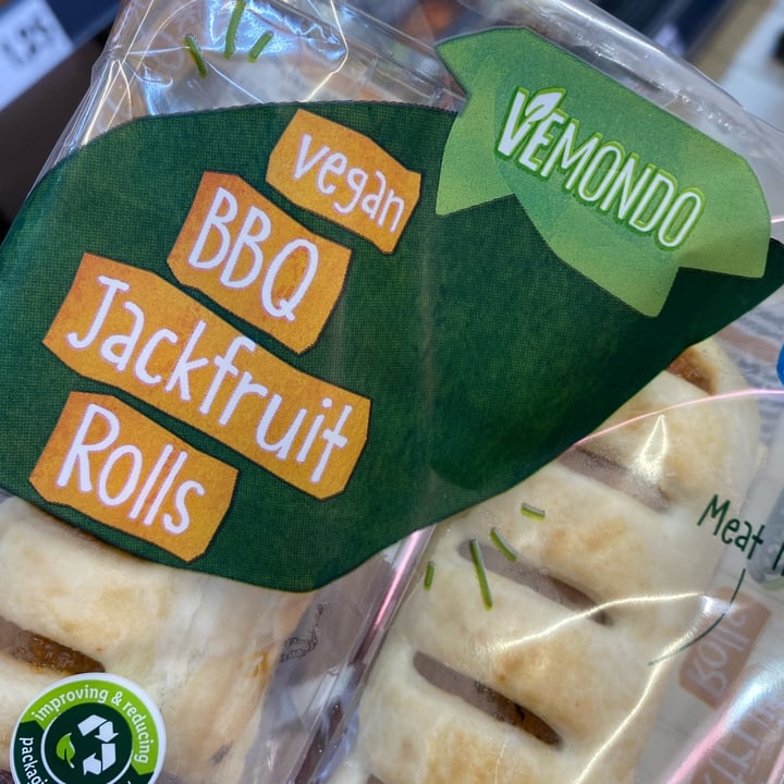 review photo of Vemondo BBQ jackfruit rolls shared by @lawriephipps on 04 Mar 2022 - review