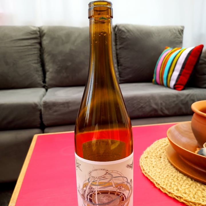 photo of krontiras Krontiras Cosmic Amber Chardonnay shared by @lihuenaillen on  10 Jul 2022 - review