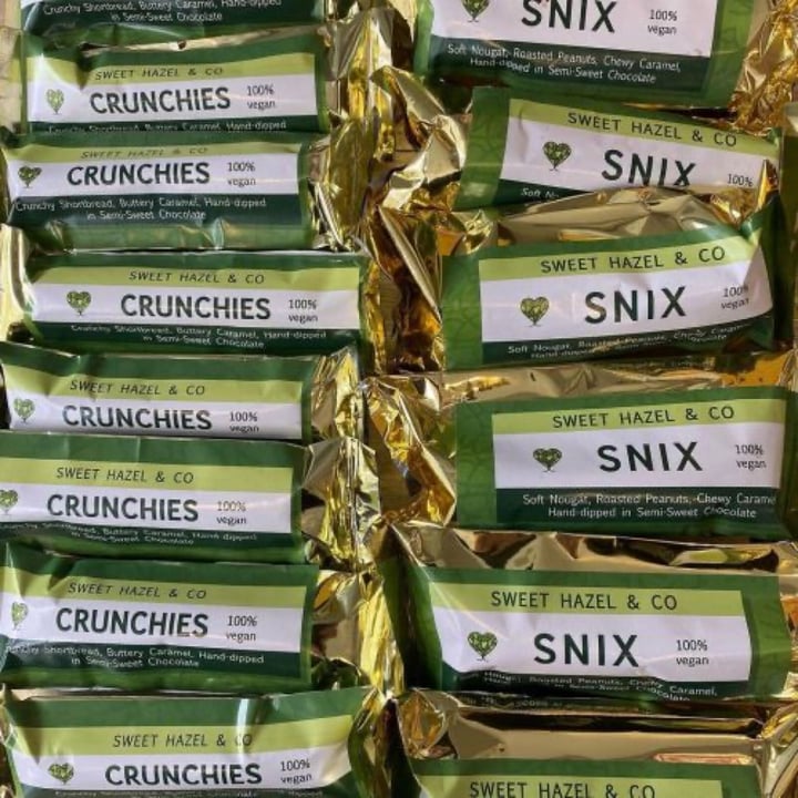 photo of Sweet Hazel & Co. Bistro & Bakeshop Crunchies Bar shared by @slcvegan on  27 Oct 2022 - review