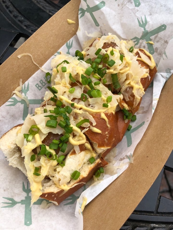 review photo of B.B. Wolf's Sausage Co. plant based bratswurst sausage shared by @audreykeer on 27 Dec 2019 - review