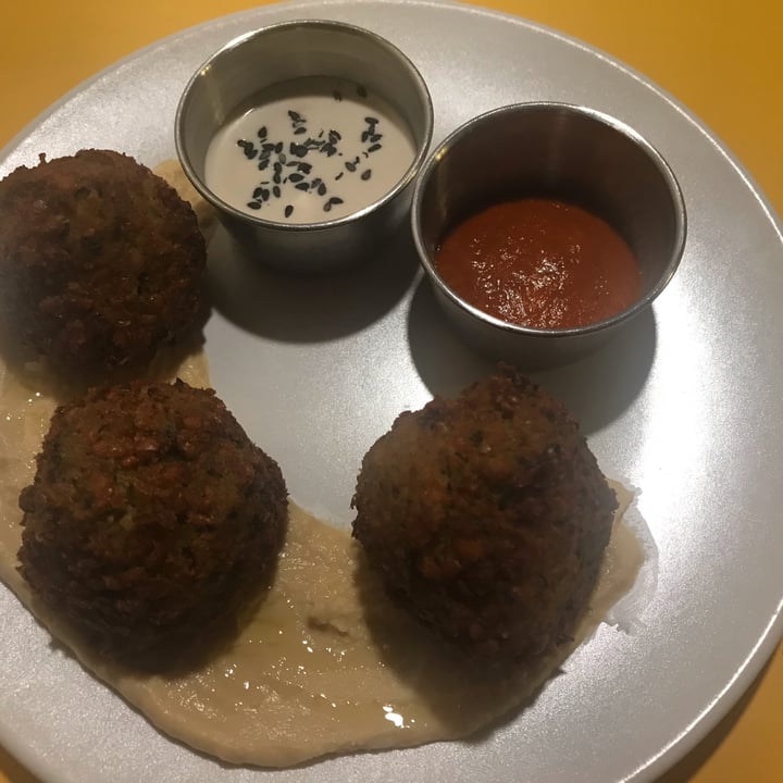photo of Interno TRE Falafel Di Ceci shared by @miky2022 on  06 Aug 2022 - review
