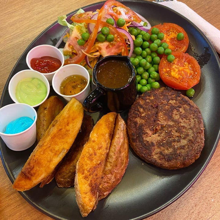 review photo of I'M YOUR VEGAN Beyond Meat Steak shared by @plantsfeelthough on 15 Oct 2022 - review