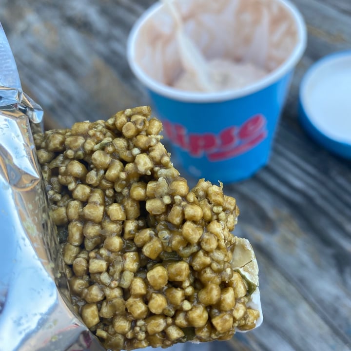 photo of Eat Mezcla Japanese Matcha Vanilla Crunch shared by @naomiyokoda on  11 Feb 2022 - review