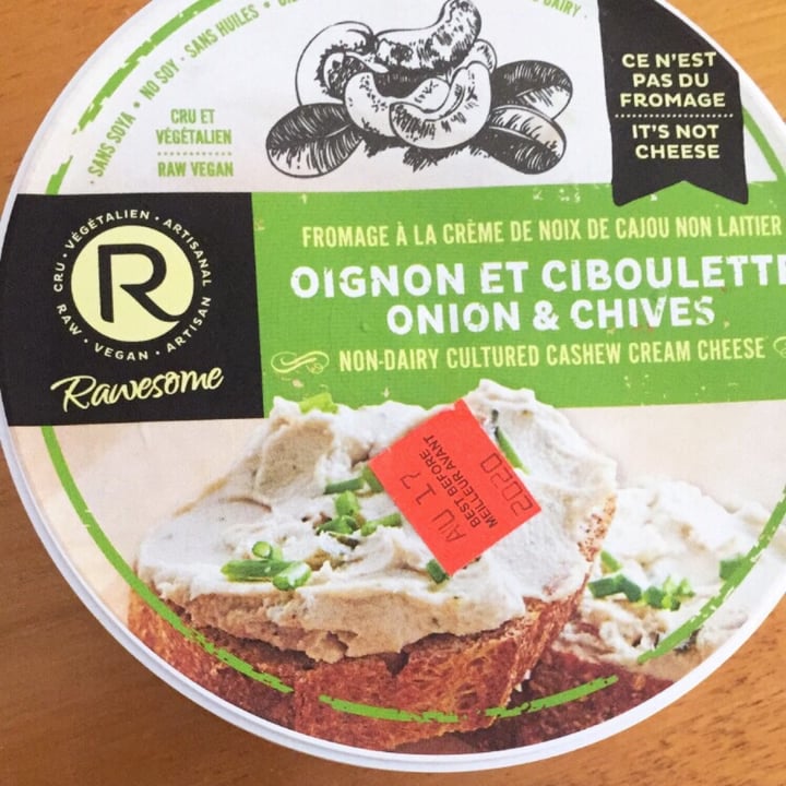review photo of Rawesome Cashew Cream Cheese shared by @camilleraphaelle on 29 Jun 2020 - review