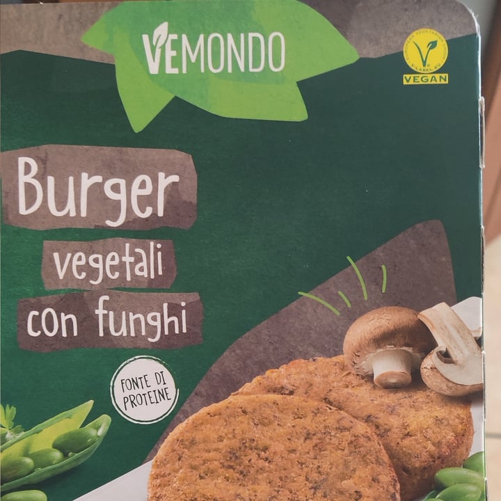 photo of Vemondo Burger Vegetali con Funghi shared by @veronicacattelan on  14 Apr 2022 - review