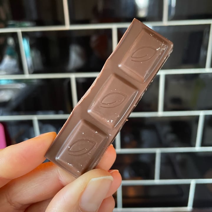 photo of Cadbury Plant Bar Salted Caramel shared by @southernveganupnorth on  31 Jan 2022 - review