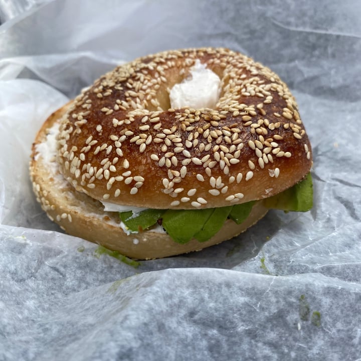 photo of Nomad Donuts Sesame bagel with vegan cream cheese shared by @hastii on  01 Jun 2021 - review