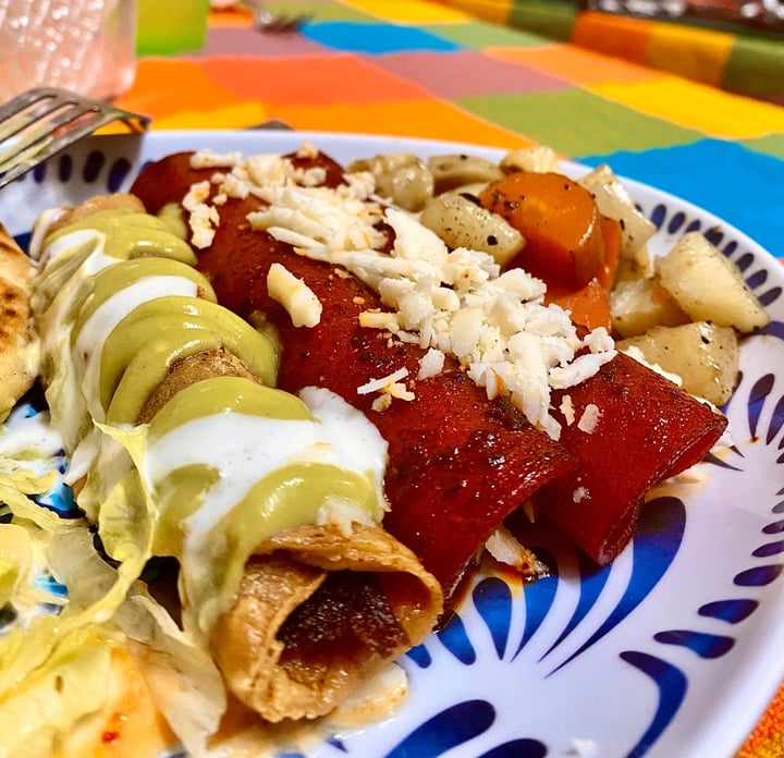 review photo of Frijol Vegano - AntojitosMexicanos Orden mixta de antojitos shared by @jourbano on 22 Dec 2019 - review
