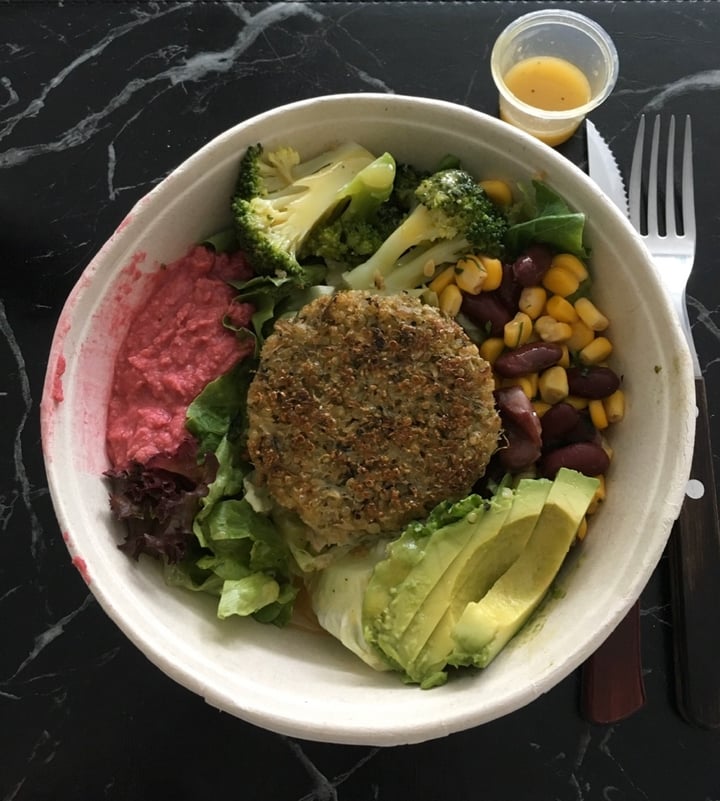 review photo of Haakon Superfoods and Juice Avocado vegan salad shared by @clarabarbero on 15 Oct 2019 - review