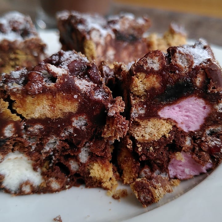 review photo of Costa Coffee Vegan Rocky Road shared by @laikaart on 28 Sep 2020 - review
