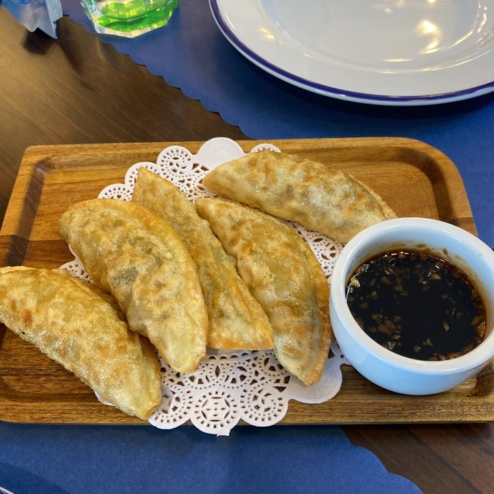 photo of Blooming Thai Pot Stickers shared by @kristyahimsa on  19 Mar 2021 - review
