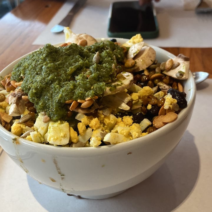 review photo of crepes & waffles Ensalada de la Barra shared by @allisoncamachg on 22 May 2022 - review