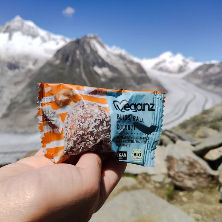 review photo of Veganz Bliss ball coconut shared by @totoro on 06 Aug 2022 - review