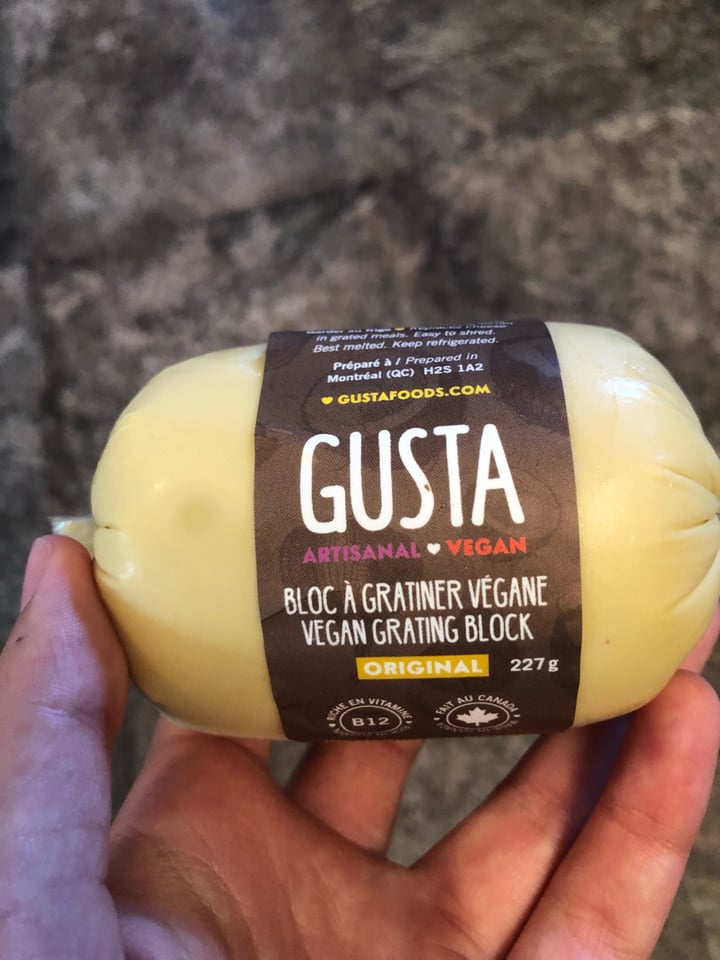 photo of Gusta vegan grating block original shared by @ironicallyhamm on  04 Aug 2019 - review