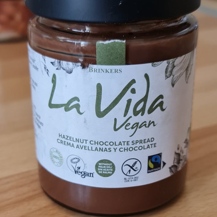 photo of La Vida Vegan Hazelnut Chocolate Spread | Crema Avellanas Y Chocolate shared by @anikoftv2 on  30 Jul 2021 - review