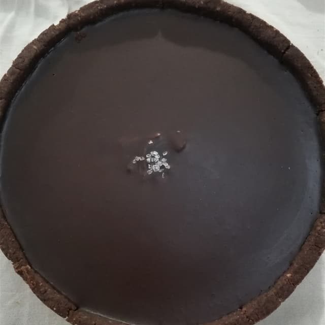 Photo of the dish “Crostata Cioccolatosa Caramello Salato E Arachidi”