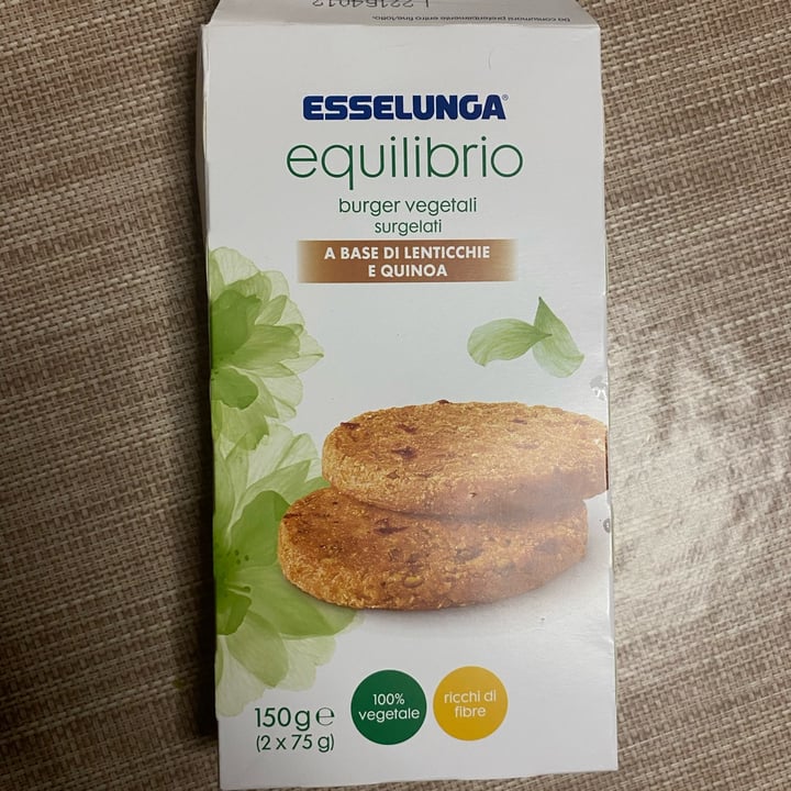 photo of  Esselunga Burger vegetali a base di lenticchie e quinoa shared by @alessandrabertuzzi on  10 Jul 2022 - review