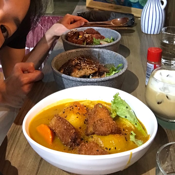 photo of Lucky Cat Curry Katsu Noodles shared by @mariaubergine on  02 May 2021 - review