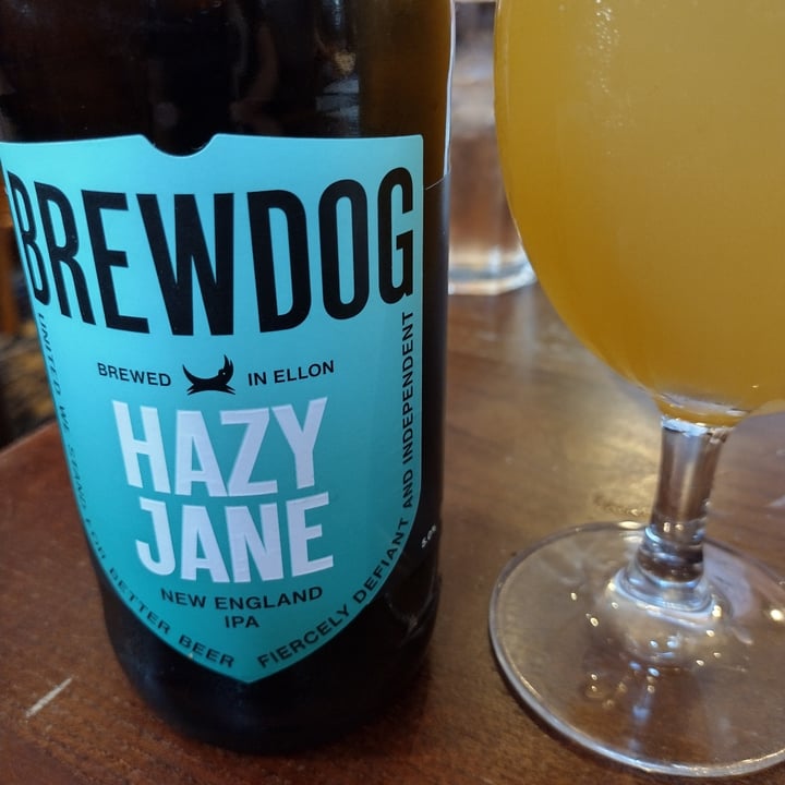 review photo of Brewdog hazy jane new england ipa shared by @jonwoodler on 12 Jun 2022 - review