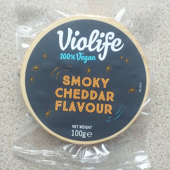 photo of Violife Smoky Cheddar Flavour Slices shared by @klavina on  21 Nov 2021 - review