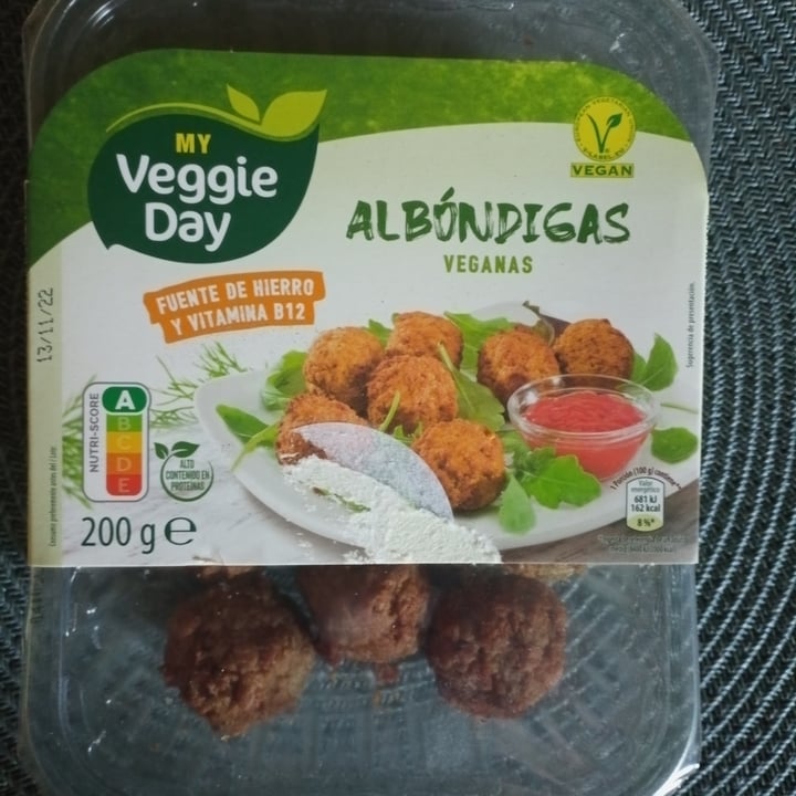 photo of My veggie day Albóndigas shared by @alexrod on  22 Nov 2022 - review