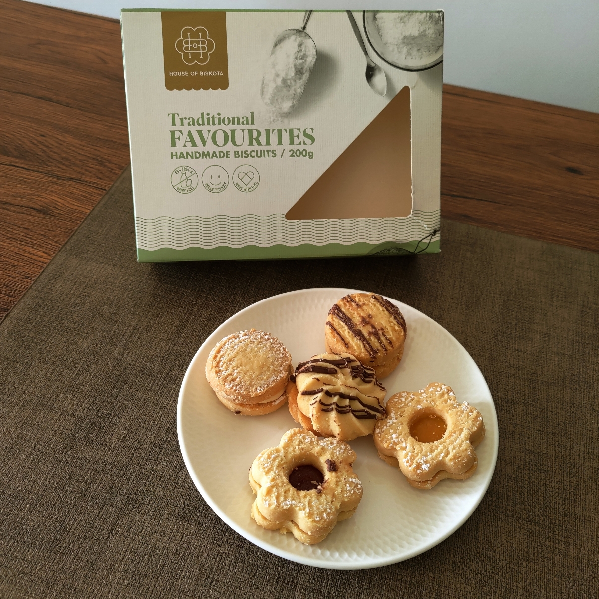 House of Biskota Traditional Favourites Reviews abillion