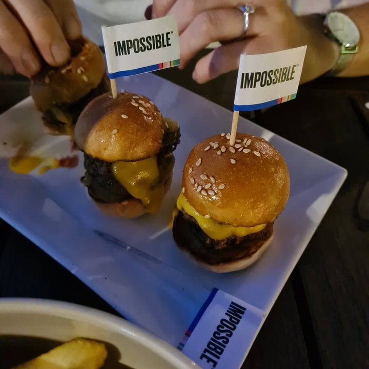 photo of Privé Asian Civilisations Museum Impossible™ Mini Burgers shared by @jebdavies on  30 Oct 2020 - review