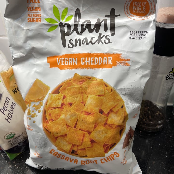 photo of Plant Snacks Plant Snacks Vegan Cheddar Chips shared by @clcisme on  11 Feb 2021 - review