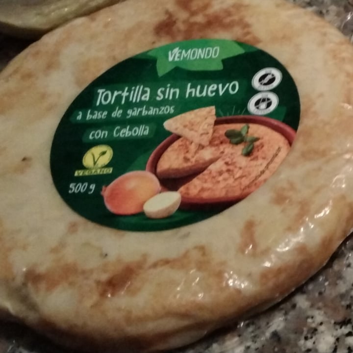 photo of Vemondo  tortilla de patatas con harina de garbanzo shared by @davidmastodon on  05 Oct 2022 - review