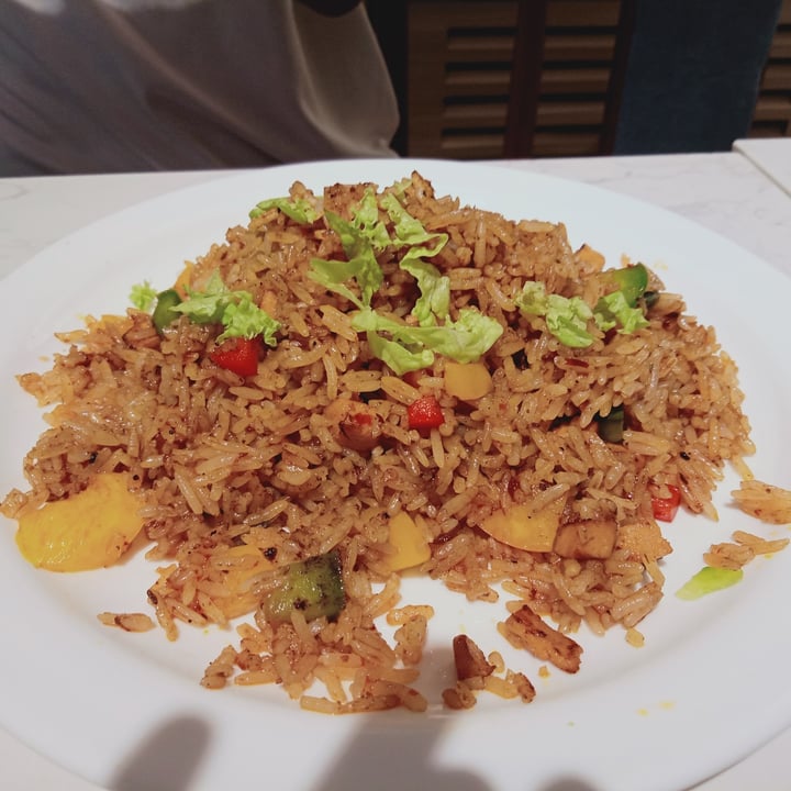 photo of Green on Earth Vegetarian Cafe Mala Fried Rice shared by @veganspicegirl on  23 Sep 2021 - review