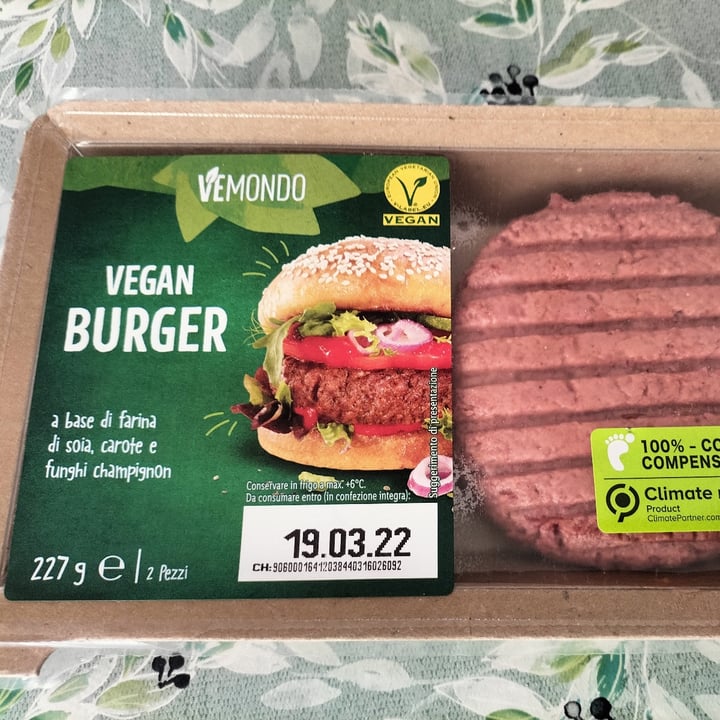 review photo of Vemondo Next level burger shared by @elywesa on 10 Mar 2022 - review