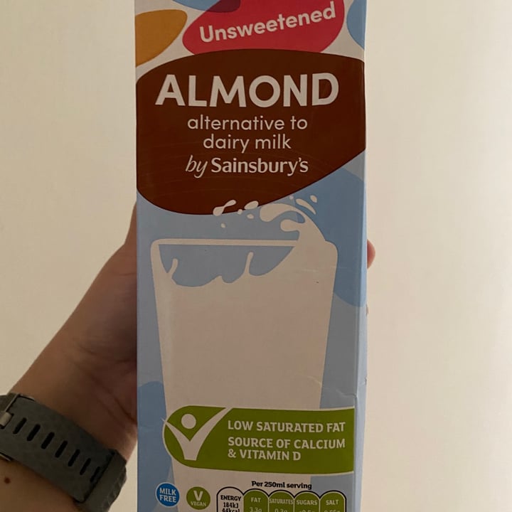 photo of Sainsbury's Almond Milk shared by @culinaryworkout on  19 Jan 2021 - review