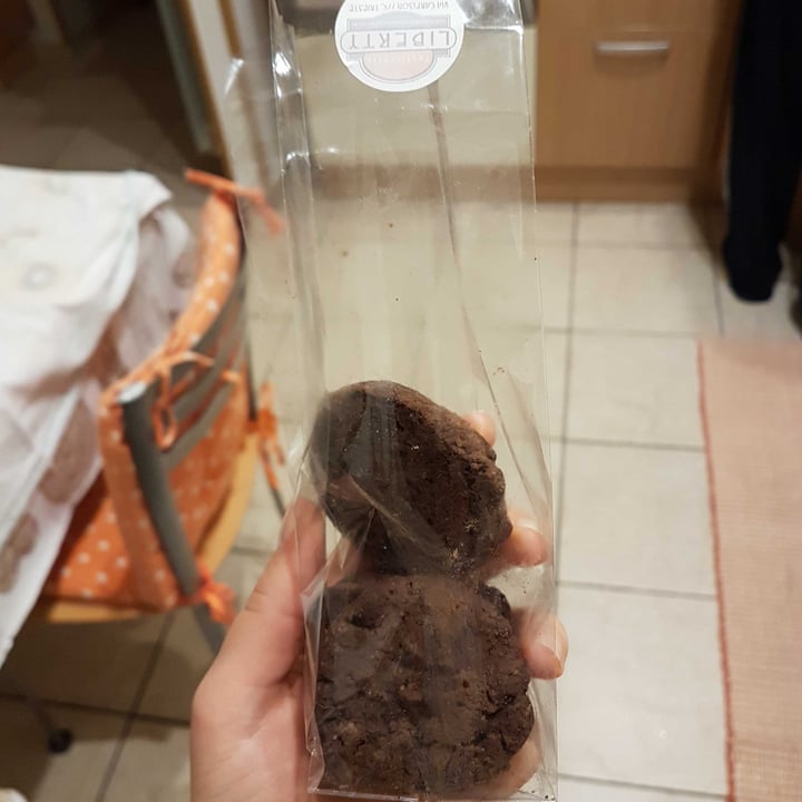 photo of Pasticceria panificio Liberty - Biscotti al cioccolato shared by @deesy on  03 Nov 2021 - review