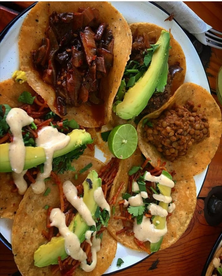 photo of VeganMunch Tacos Veganos shared by @laurys on  22 Jan 2020 - review