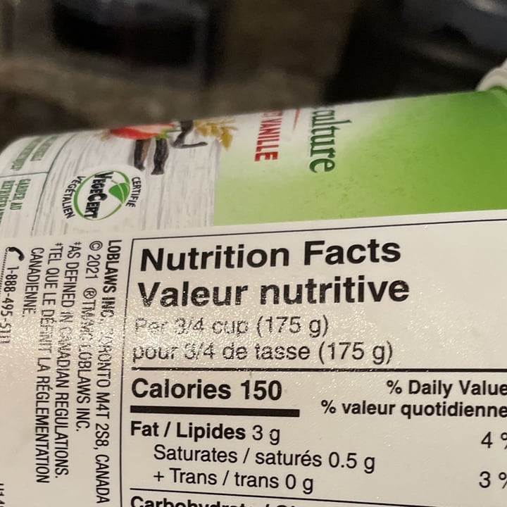 review photo of President's Choice Cultured oat Strawberry Vanilla shared by @dgomes on 02 Nov 2021 - review