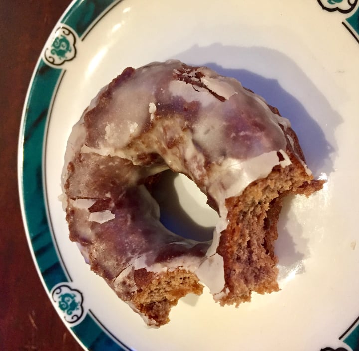 photo of Jivamukti Yoga Center New York Apple Cider Donut shared by @aasjai on  28 Mar 2018 - review