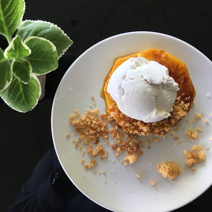 photo of HRVST Cafe & Bar Caramelized Pineapple & Clove Ice Cream shared by @vikas on  04 Apr 2018 - review