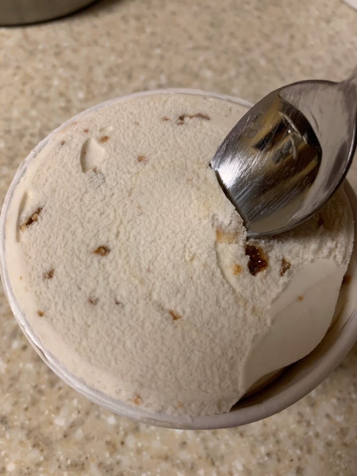 photo of Ben & Jerry's Caramel Almond Brittle Non-Dairy Frozen Dessert shared by @heathereve on  14 Nov 2019 - review