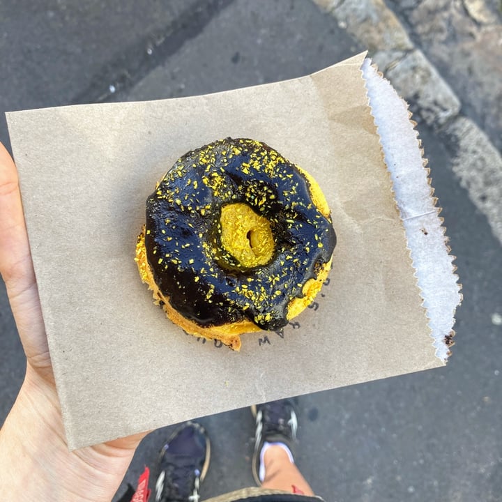 photo of Scheckter's RAW Gourmet Doughnut shared by @roe on  02 Aug 2021 - review