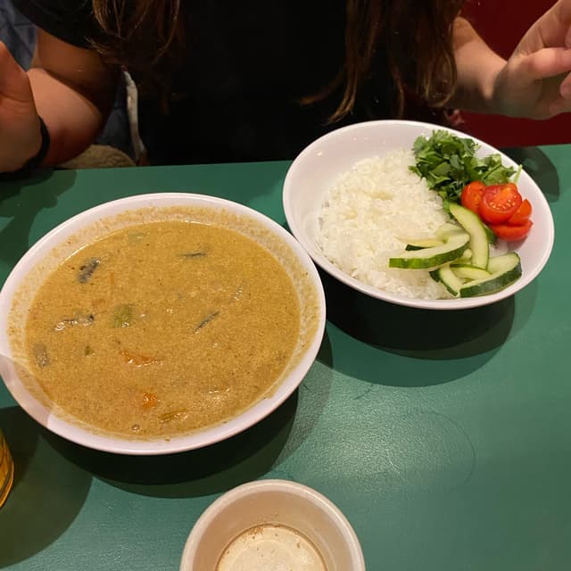 Foto do prato “Curry del día "amarillo"”