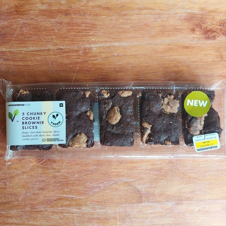 photo of Woolworths Food Woolworths brownies shared by @theronkathleen1 on  14 Oct 2021 - review