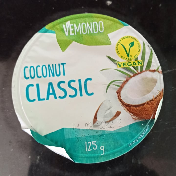 review photo of Vemondo Coco yogurt shared by @ranran on 09 May 2022 - review