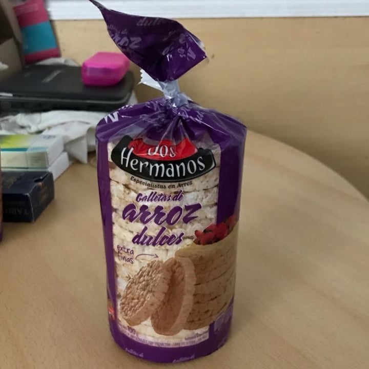 photo of Dos hermanos Galletas de arroz dulces shared by @javinrxvegan on  16 Oct 2021 - review