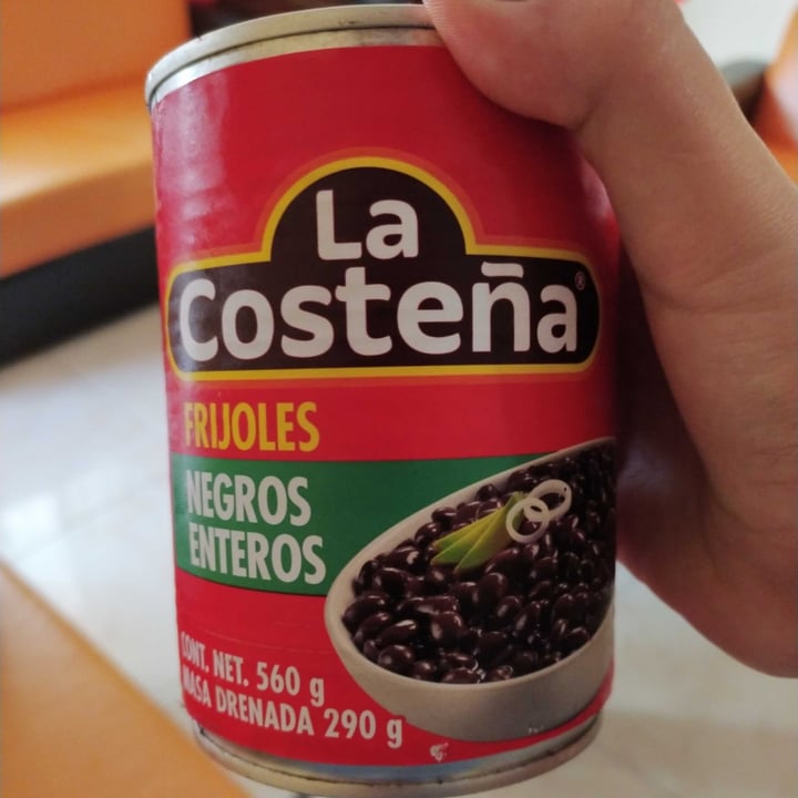 review photo of La Costeña Frijoles negros shared by @dialvegan on 04 Oct 2021 - review