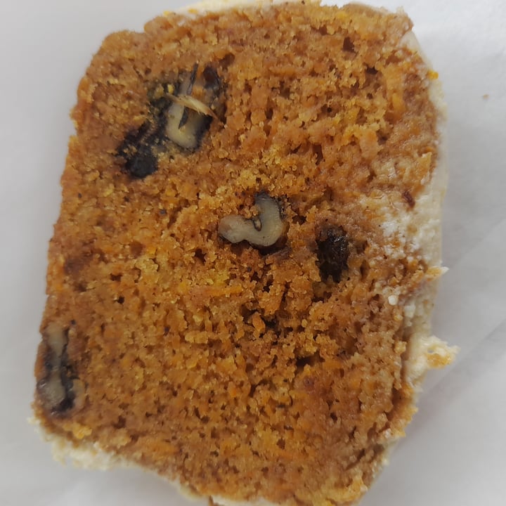 photo of YOGAMOUR Carrot Cake shared by @alice50 on  08 Jul 2022 - review