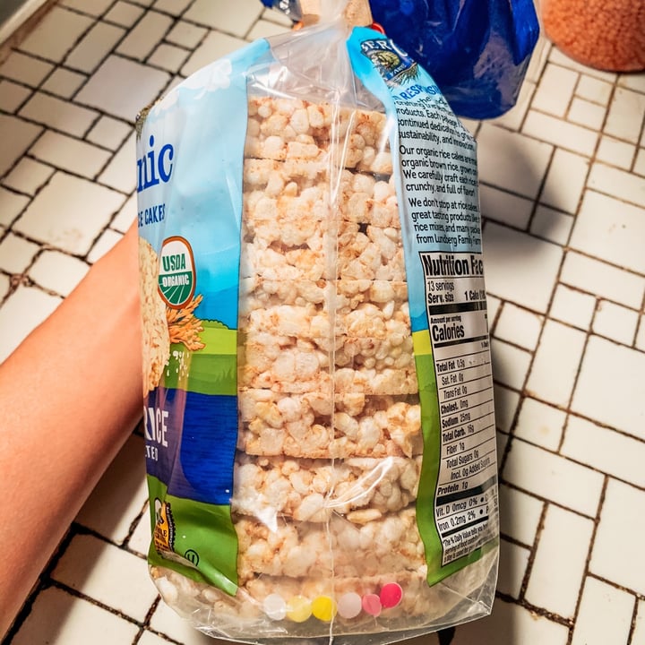 review photo of Lundberg Family Farms Organic Brown Rice Cakes shared by @milinda-h on 26 Oct 2020 - review