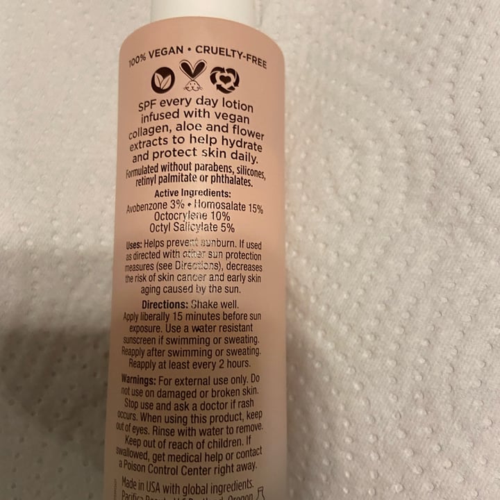 review photo of Pacifica Vegan collagen everyday lotion shared by @dkcfoh on 30 May 2022 - review