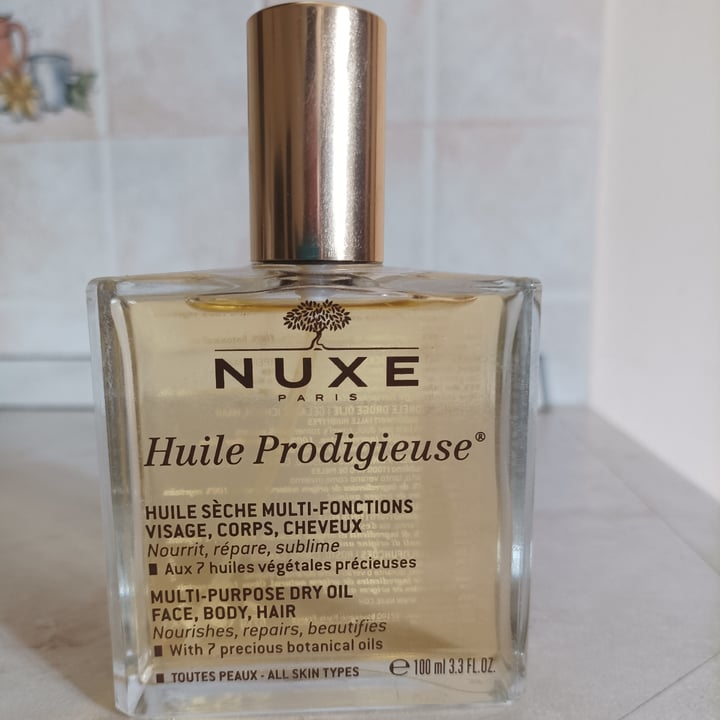 photo of Nuxe Huile Prodigieuse shared by @valeluce85 on  19 Aug 2022 - review